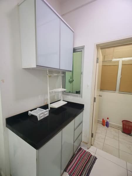 Elit Heights @ Bayan City untuk Untuk Disewa - RM 2,000 /bulan, Mac 2026 - Kitchen - PropertyGuru.com.my