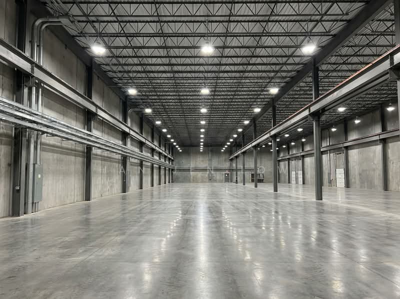 NorthPort Sultan Mohamed Industrial Warehouse for Rent - 3