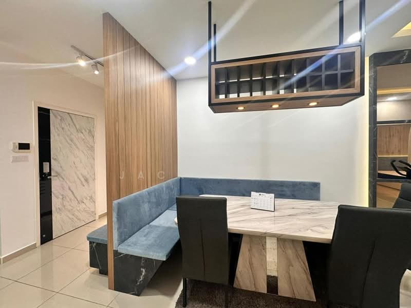 Service Residence for Rent at D'Summit Residences - Jacky Ong - Dining Room - PropertyGuru.com.my