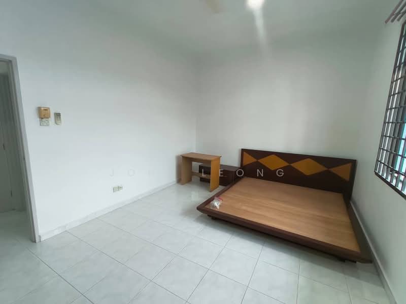 Taman Desa Tebrau untuk Untuk Disewa - RM 2,300 /bulan, Apr 2026 - Bedroom - PropertyGuru.com.my
