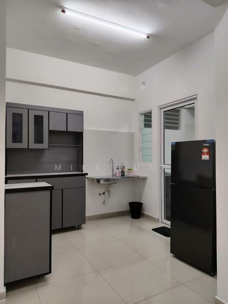 Havana Beach Residences untuk Untuk Disewa - RM 1,550 /bulan, Mac 2026 - Kitchen - PropertyGuru.com.my