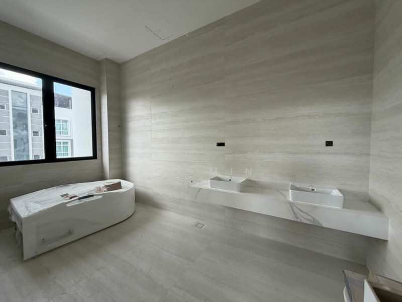 Bungalow for Sale in Taman Ponderosa (Johor Bahru) - Joy Min - Bathroom - PropertyGuru.com.my