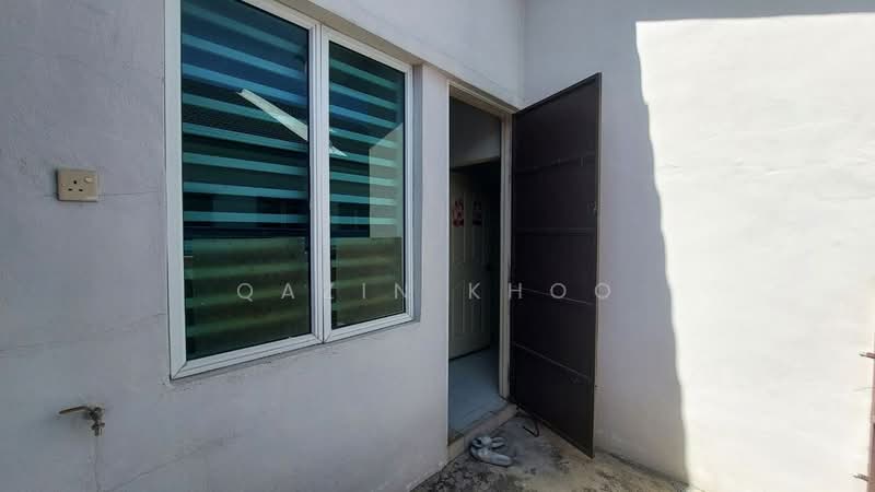 1.5-storey Terraced House for Sale in Bandar Baru Sri Klebang (Chemor) - Qazin Khoo - Exterior - PropertyGuru.com.my