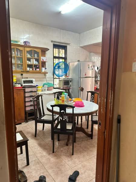 Semi-Detached House for Sale in Bukit Rahman Putra (Sungai Buloh) - Vyon Chee - Kitchen - PropertyGuru.com.my
