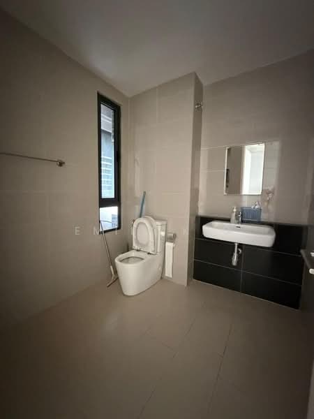 Service Residence for Sale at Pandora @ Tropicana Metropark - Emily Kho - Bathroom - PropertyGuru.com.my
