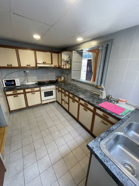 Condominium for Sale at 1A Stonor - Zahier Firza - Kitchen - PropertyGuru.com.my