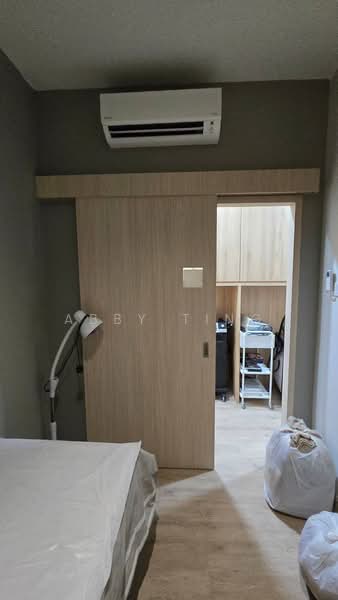 Mount Austin Mutiara Emas Mounts Austins JB Red White shop untuk Untuk Disewa - RM 12,500 /bulan, Apr 2026 - Bedroom - PropertyGuru.com.my