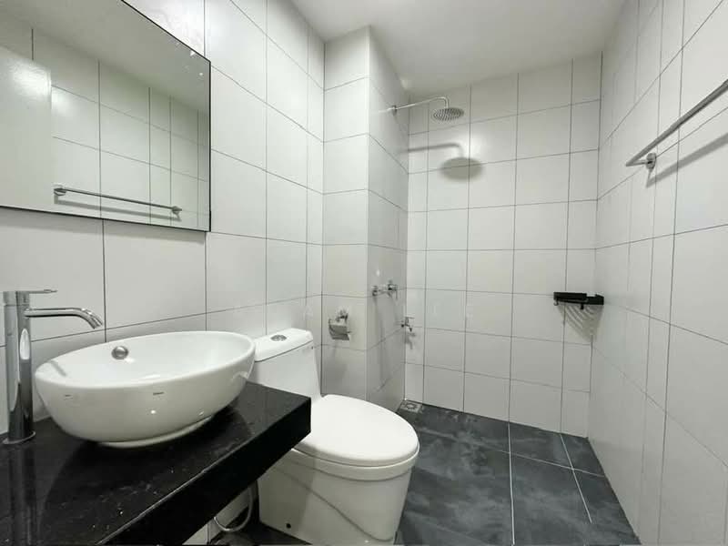 Service Residence for Sale at Chambers - Adam Lee - Bathroom - PropertyGuru.com.my