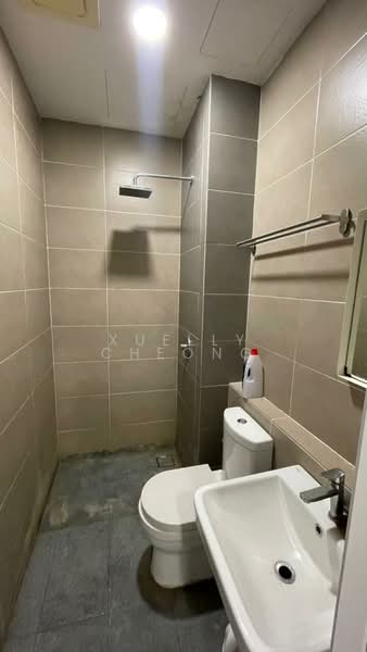 Servis Apartment untuk Disewa di D'Pristine - Xuelly Cheong - Bathroom - PropertyGuru.com.my