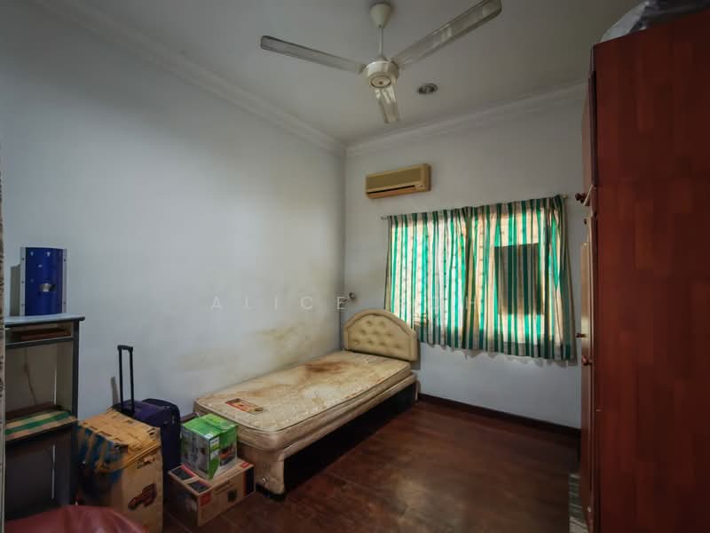 Len Seng Garden, Jalan 22/36 untuk Untuk Dijual - RM 820,000, Mac 2026 - Bedroom - PropertyGuru.com.my