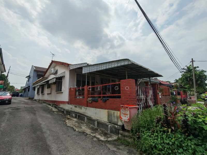 Len Seng Garden, Jalan 22/36 untuk Untuk Dijual - RM 820,000, Mac 2026 - Exterior - PropertyGuru.com.my