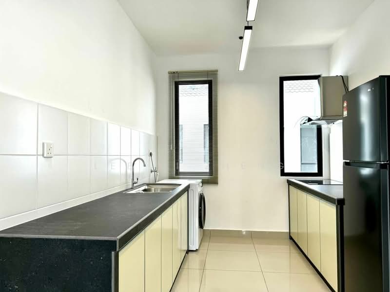 2-storey Terraced House for Sale in Bandar Cassia (Batu Kawan) - Lee Yi Zheng - Kitchen - PropertyGuru.com.my