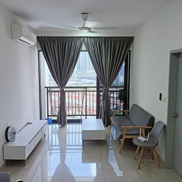 Platinum Arena untuk Untuk Disewa - RM 650 /bulan, Mac 2026 - Living Room - PropertyGuru.com.my