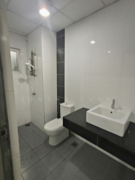 Condominium for Rent at The Wharf Residence - Edmund Chan - Bathroom - PropertyGuru.com.my