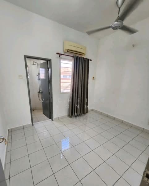 Condominium for Rent at Cascadia Lake Vista - Michelle Kong - Bathroom - PropertyGuru.com.my