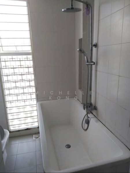 Condominium for Rent at Cascadia Lake Vista - Michelle Kong - Bathroom - PropertyGuru.com.my