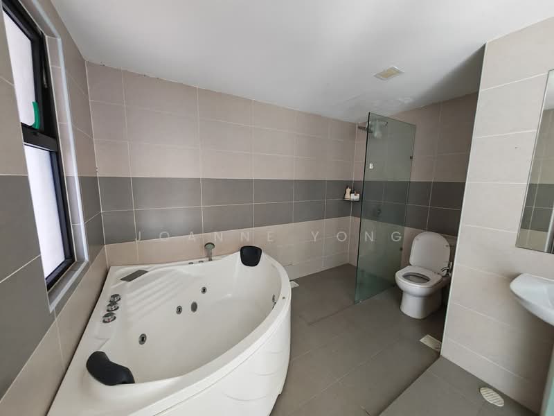 Cluster House for Sale in Skudai (Johor) - JOANNE YONG - Bathroom - PropertyGuru.com.my