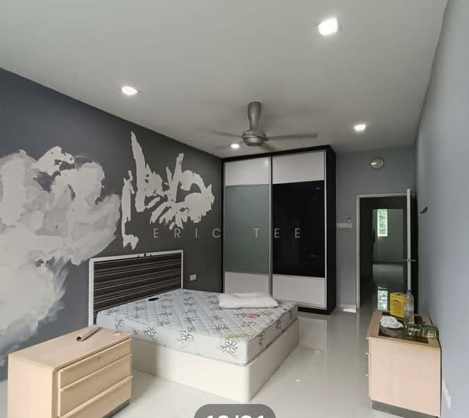 2-storey Terraced House for Rent in Taman Pelangi Indah (Ulu Tiram) - Eric Tee - Bedroom - PropertyGuru.com.my