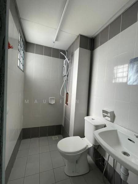 Bungalow House for Rent in Bandar Sungai Long (Selangor) - Maureen Lim - Bathroom - PropertyGuru.com.my