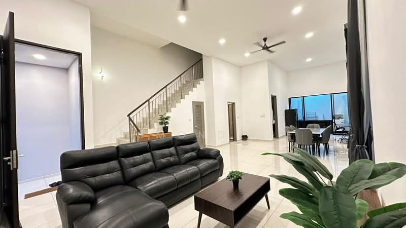 Cluster House for Rent in Austin Crest (Johor Bahru) - Jesmond Lee - Living Room - PropertyGuru.com.my