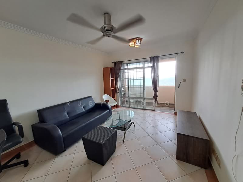 Perdana Exclusive untuk Untuk Disewa - RM 1,700 /bulan, Mac 2026 - Living Room - PropertyGuru.com.my
