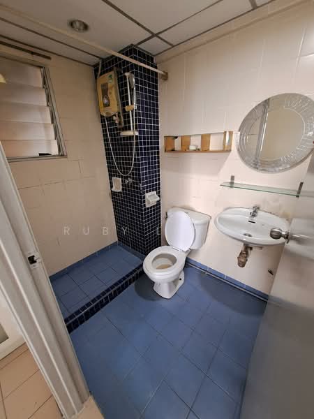 Perdana Exclusive untuk Untuk Disewa - RM 1,700 /bulan, Mac 2026 - Bathroom - PropertyGuru.com.my