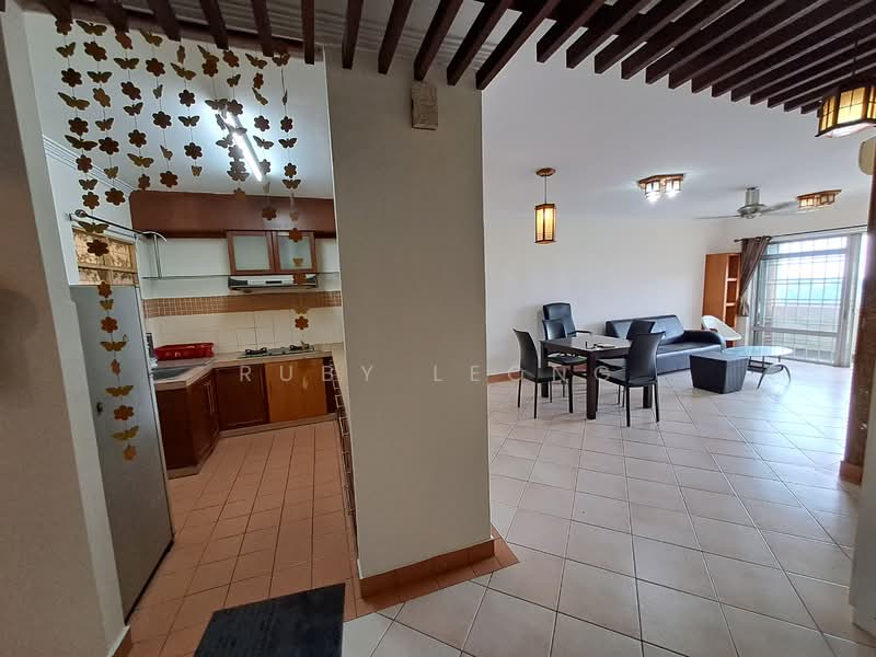 Perdana Exclusive untuk Untuk Disewa - RM 1,700 /bulan, Mac 2026 - Kitchen - PropertyGuru.com.my