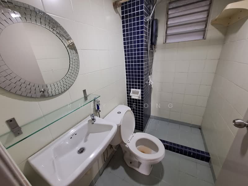 Perdana Exclusive untuk Untuk Disewa - RM 1,700 /bulan, Mac 2026 - Bathroom - PropertyGuru.com.my
