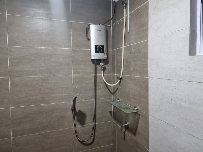 Koi Suites untuk Untuk Disewa - RM 1,200 /bulan, Apr 2026 - Bathroom - PropertyGuru.com.my