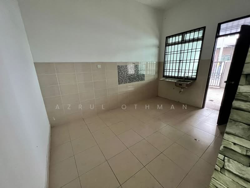 2-storey Terraced House for Sale in Muar (Johor) - Azrul Othman - Kitchen - PropertyGuru.com.my