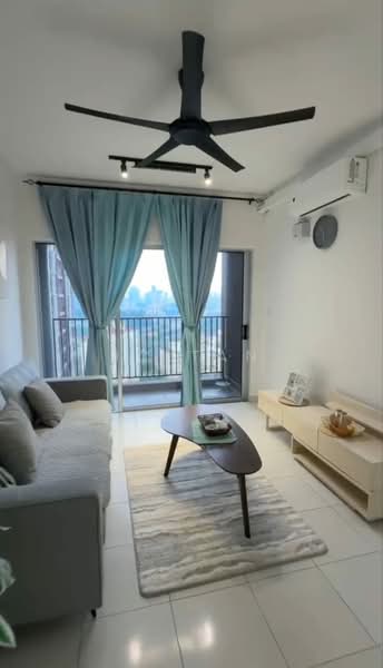 Residensi Riamas untuk Untuk Disewa - RM 1,799 /bulan, Mac 2026 - Living Room - PropertyGuru.com.my