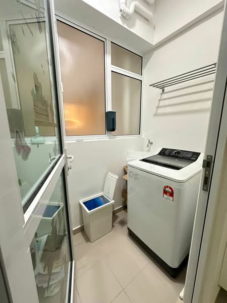 Kondominium untuk Dijual di i-Santorini - Amy Toh - Laundry - PropertyGuru.com.my