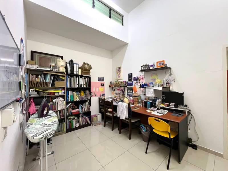 2-storey Terraced House for Sale in Taman Desa Tebrau (Tebrau) - Calvin Wong - Study - PropertyGuru.com.my