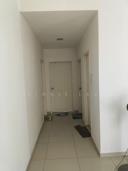 Condominium for Sale at Fairway Suites - Ginnie Lau - Corridor - PropertyGuru.com.my
