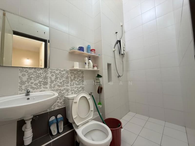 2-storey Terraced House for Sale in Austin Crest (Johor Bahru) - Ethan Gan - Bathroom - PropertyGuru.com.my