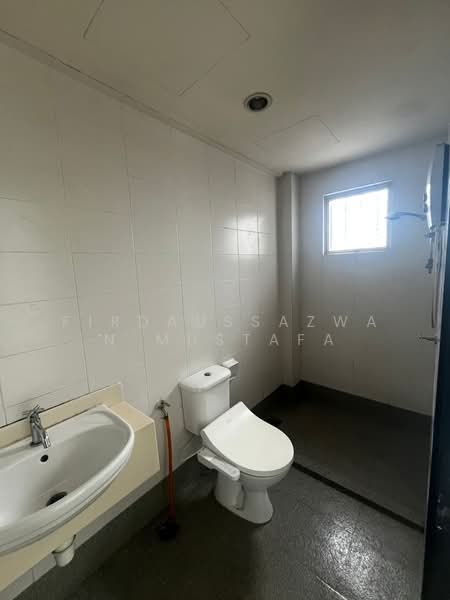 Suri Puteri untuk Untuk Dijual - RM 380,000, Apr 2026 - Bathroom - PropertyGuru.com.my