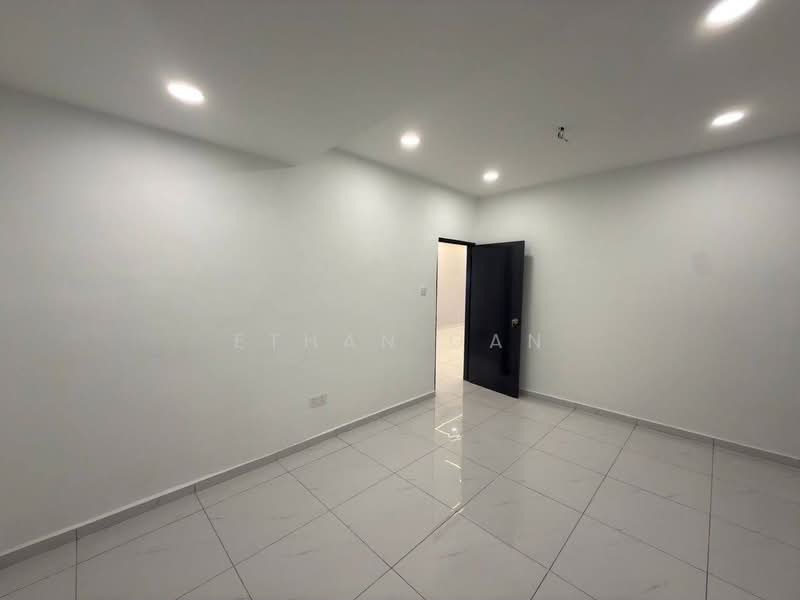 1-storey Terraced House for Sale in Taman Desa Skudai (Skudai) - Ethan Gan - Interior - PropertyGuru.com.my