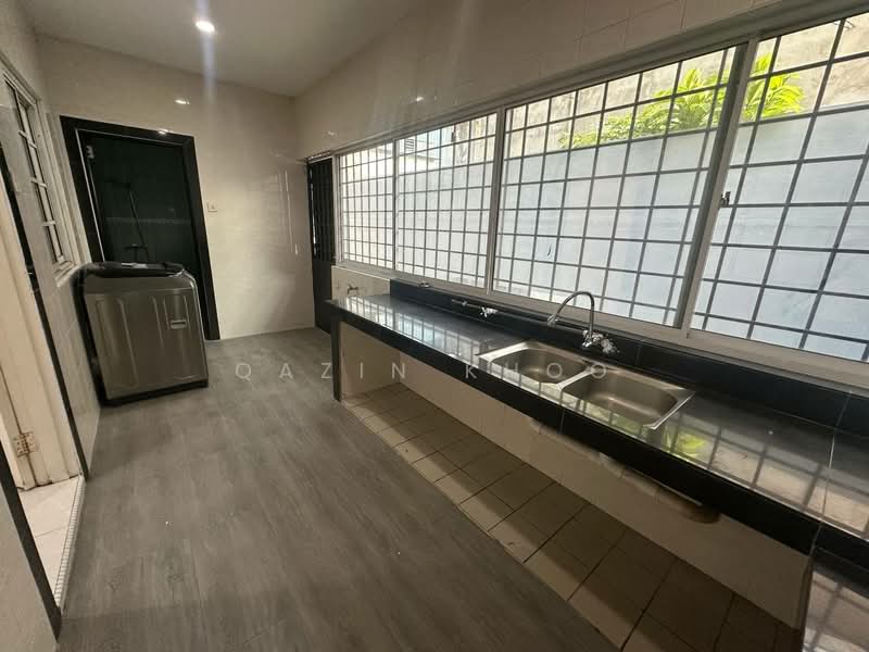 Semi-Detached House for Sale in Taman Merdeka (Ipoh) - Qazin Khoo - Kitchen - PropertyGuru.com.my