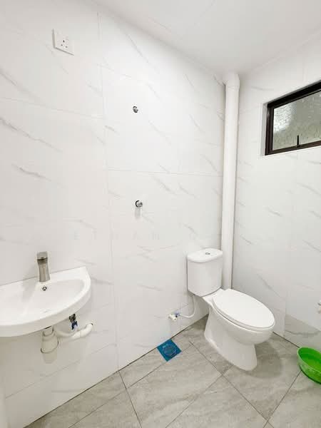 Puteri Wangsa untuk Untuk Dijual - RM 368,000, Mac 2026 - Bathroom - PropertyGuru.com.my
