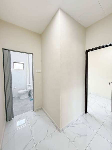Puteri Wangsa untuk Untuk Dijual - RM 368,000, Mac 2026 - Bathroom - PropertyGuru.com.my