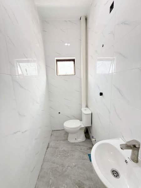 Puteri Wangsa untuk Untuk Dijual - RM 368,000, Mac 2026 - Bathroom - PropertyGuru.com.my