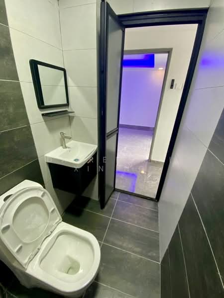 Condominium for Sale at Kenanga Point - Darren Kai Xin Ng - Bathroom - PropertyGuru.com.my