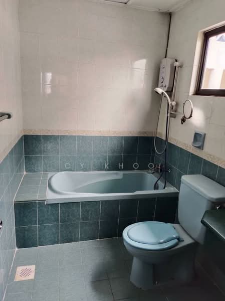 Condominium for Sale at Tiara Faber - CY Khoo - Bathroom - PropertyGuru.com.my