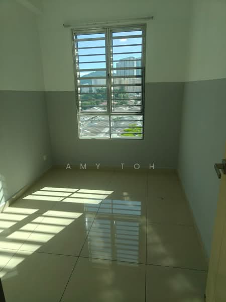 Condominium for Rent at Solaria Residences - Amy Toh - 3'rd Room - PropertyGuru.com.my