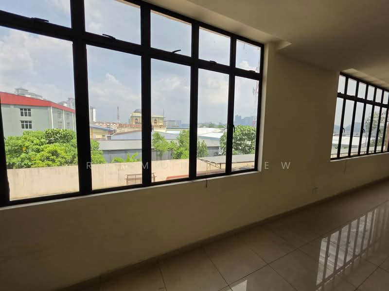 Shop / Office for Rent in Taman Perindustrian Kip (Kepong) - Raymond Siew - View - PropertyGuru.com.my