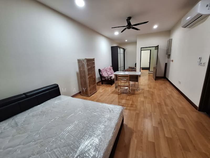 3-storey Terraced House for Rent in Batu Caves (Selangor) - May Liong - Bedroom - PropertyGuru.com.my