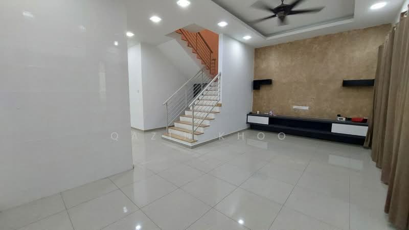 Rumah Teres 2-Tingkat untuk Dijual di Bandar Baru Sri Klebang (Chemor) - Qazin Khoo - Living Room - PropertyGuru.com.my