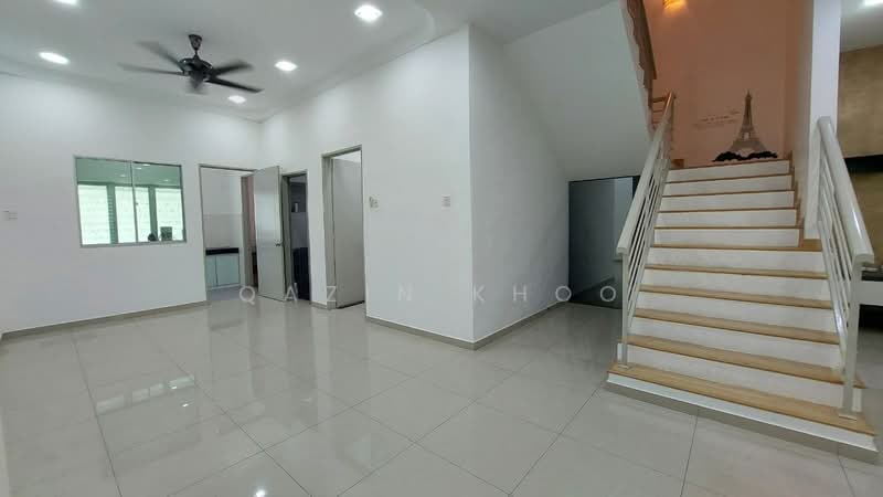 Rumah Teres 2-Tingkat untuk Dijual di Bandar Baru Sri Klebang (Chemor) - Qazin Khoo - Living Room - PropertyGuru.com.my