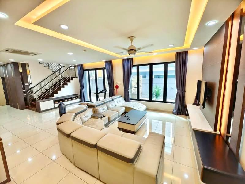 [10KM to KLIA !!!] 26x70 Corner Double Storey| Free Furnish untuk Untuk Dijual - RM 368,000, Mac 2026 - Living Room - PropertyGuru.com.my