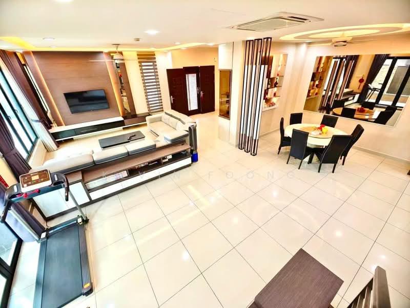 [10KM to KLIA !!!] 26x70 Corner Double Storey| Free Furnish untuk Untuk Dijual - RM 368,000, Mac 2026 - Living Room - PropertyGuru.com.my
